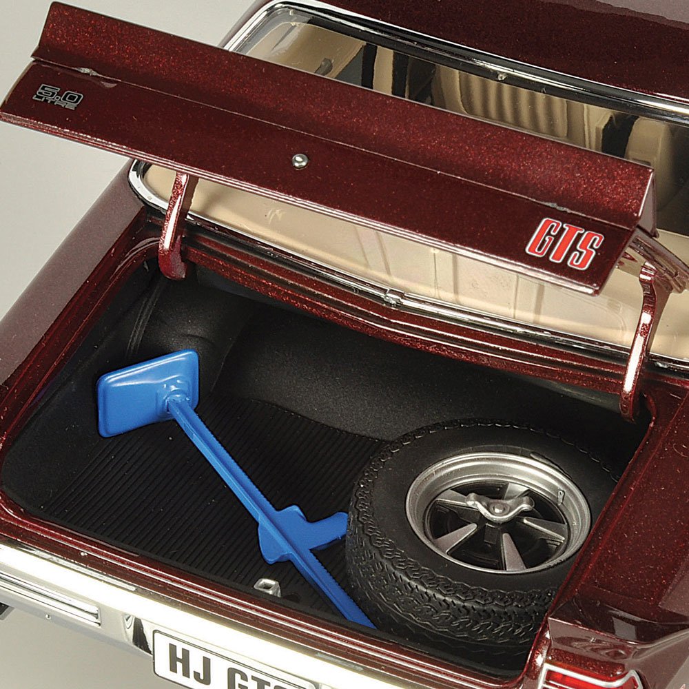 1/18 Holden HJ Monaro GTS Sedan Claret Metallic