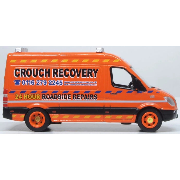 1/76 Mercedes Sprinter Van Crouch