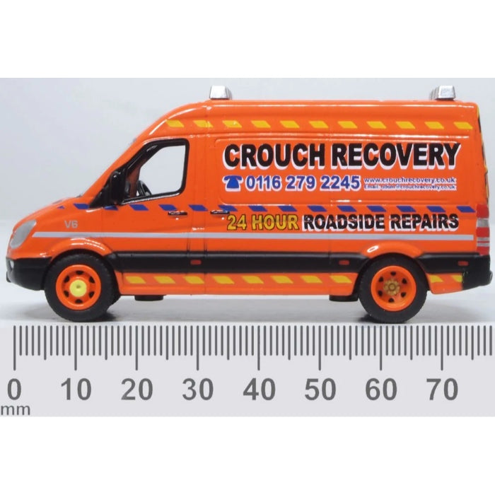 1/76 Mercedes Sprinter Van Crouch