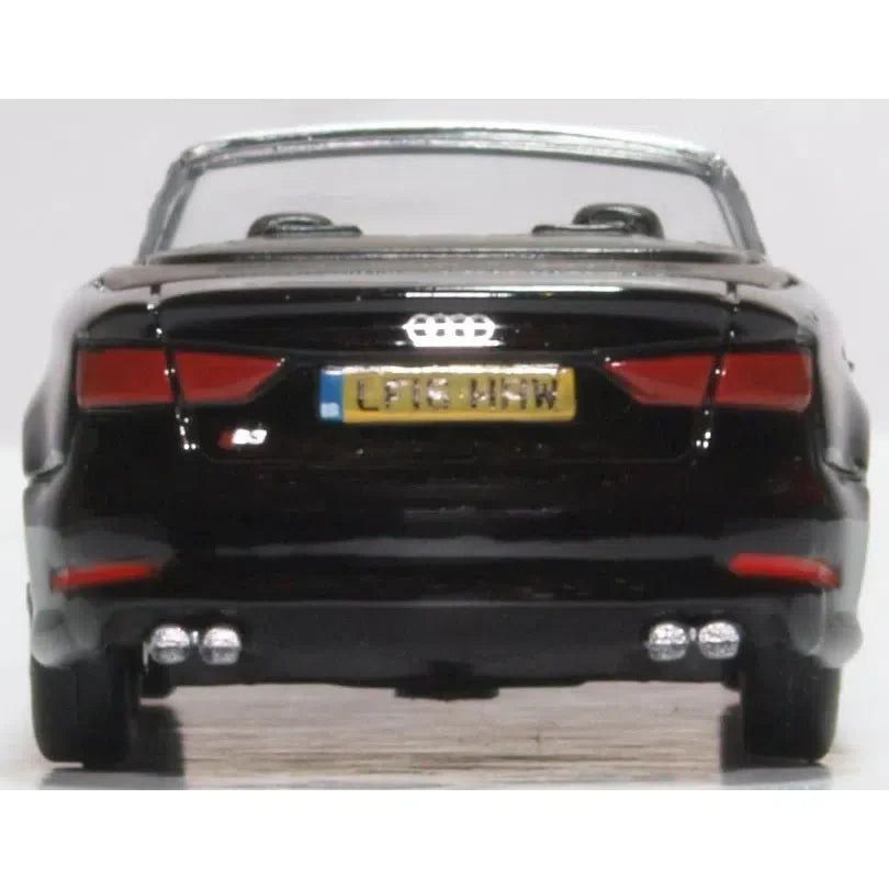 1/76 Audi S3 Cabriolet Mythos Black