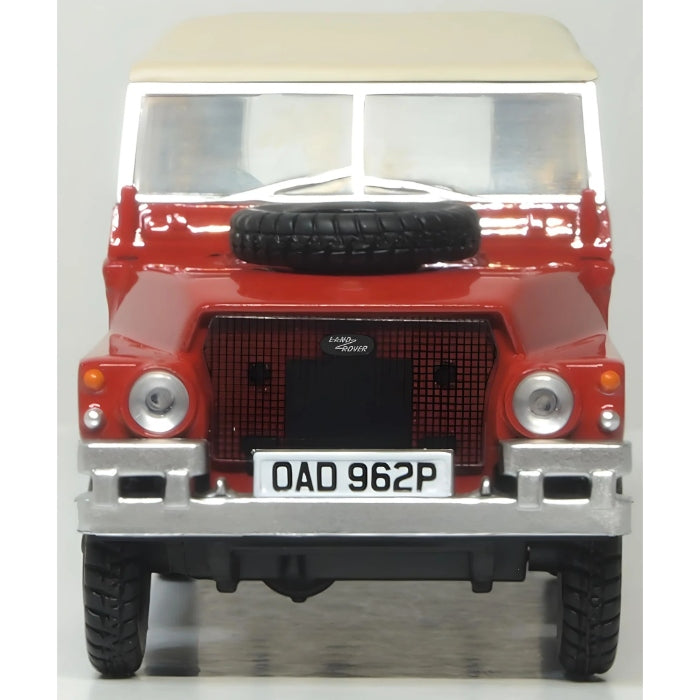 1/43 Land Rover Lightweight Red