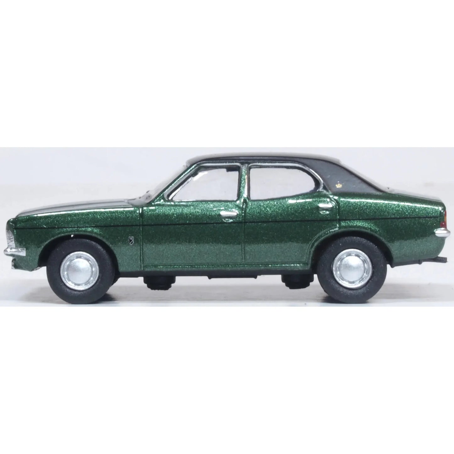 1/76 Ford Cortina MkIII Evergreen