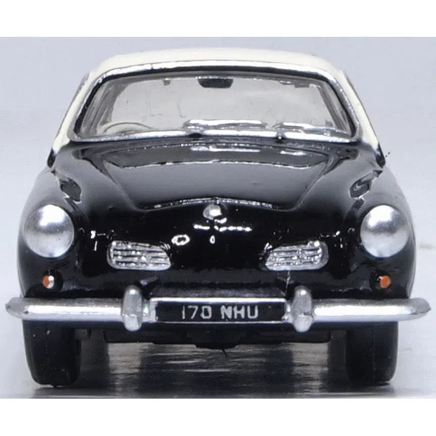 1/76 VW Karmann Ghia Black & Lotus White
