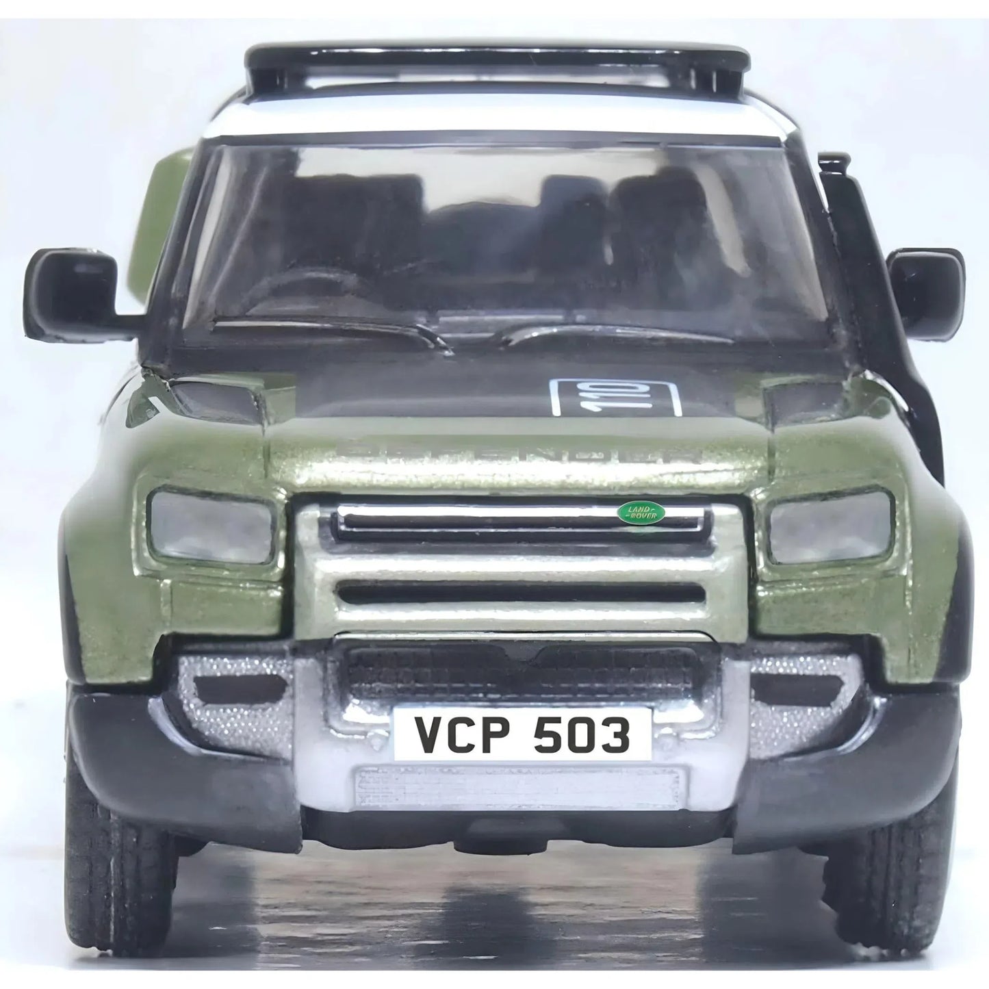 1/76 New Land Rover Defender 110 Pangea Green