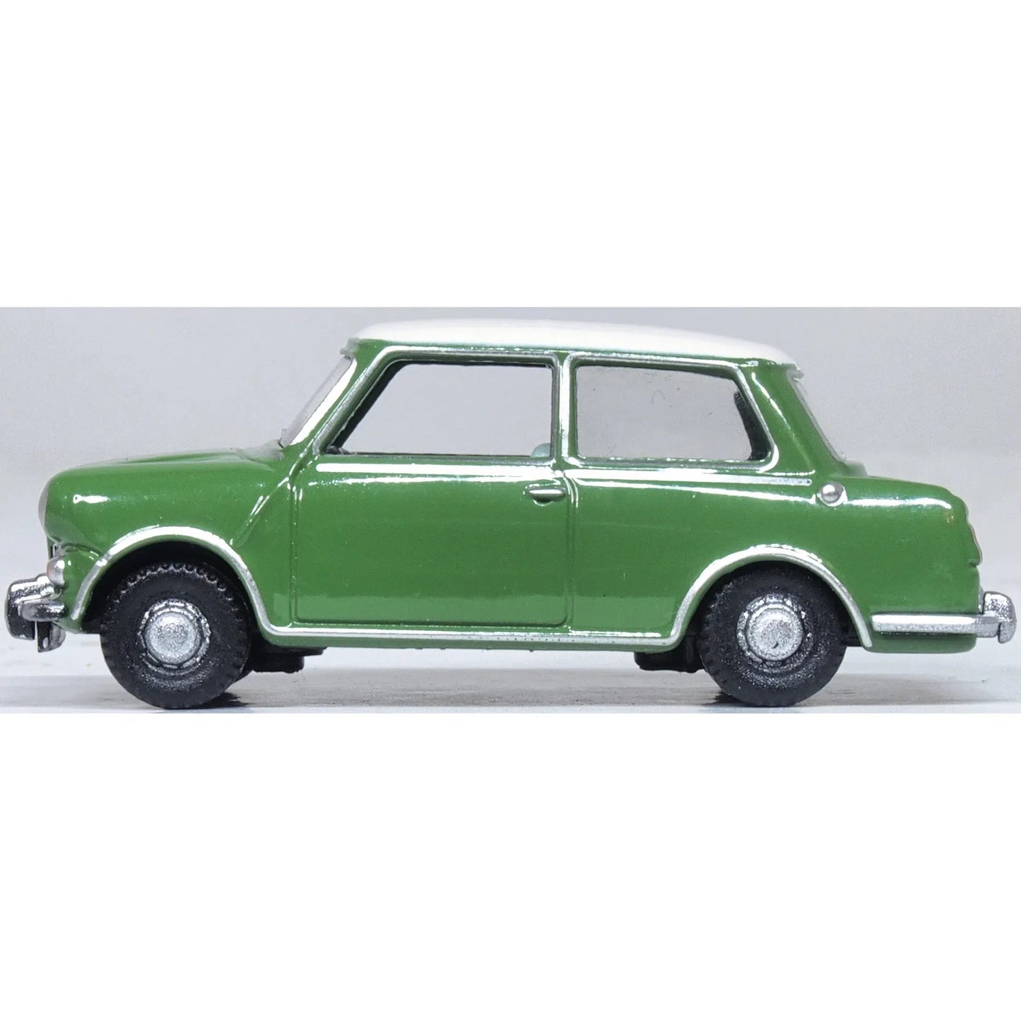 1/76 Riley Elf Cumberland Green/Old Englsh White