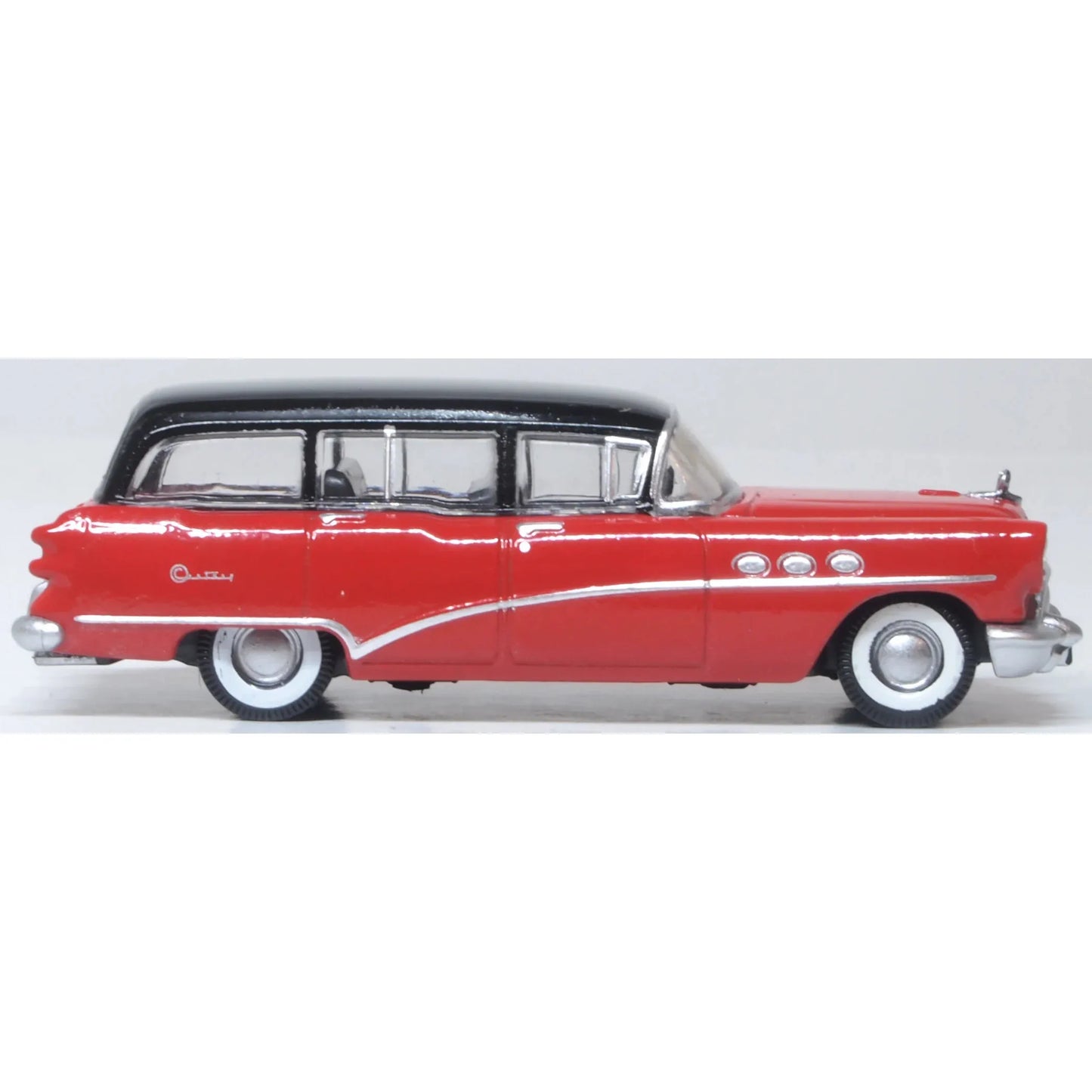 1/87 1954 Buick Century Estate Wagon - Matador Red/Carlsbad Black