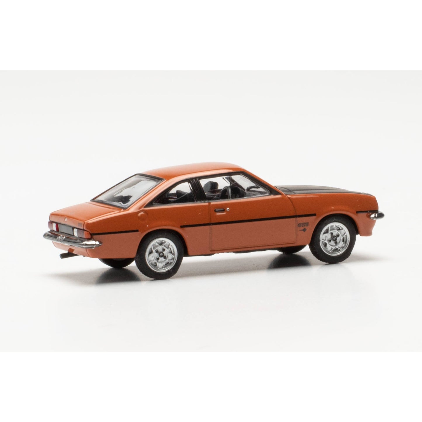 1/87 Opel Manta B (Sienna Red)